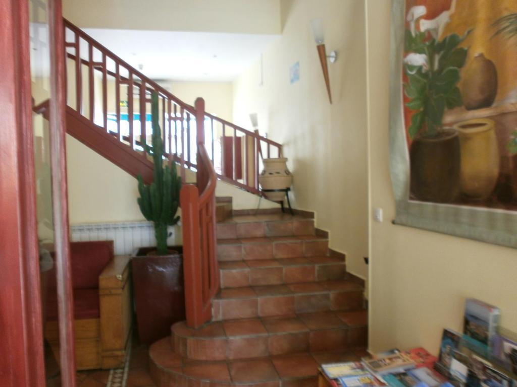 Little Palace Toulon Bagian luar foto