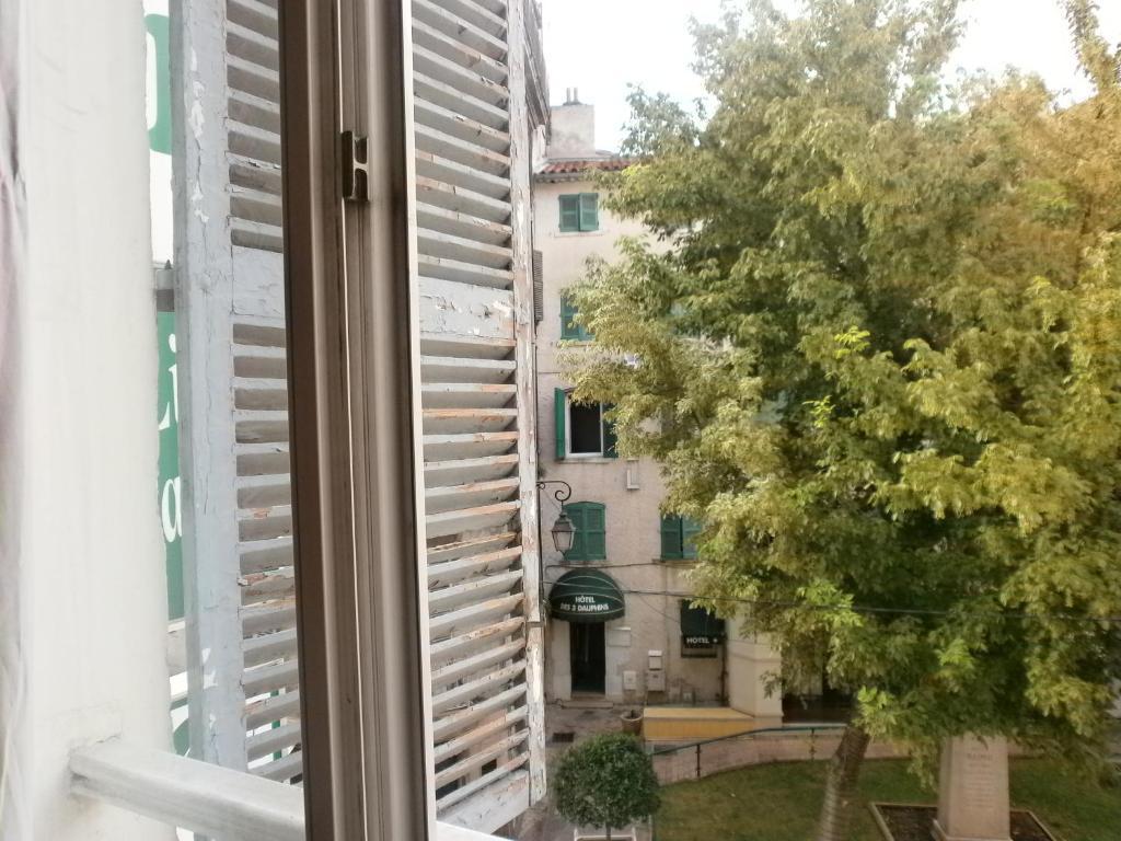 Little Palace Toulon Bagian luar foto